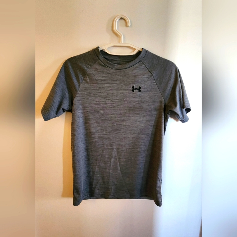 Boys YL Gray Under Armour Performance Tee